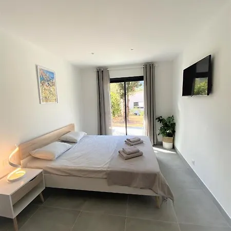 Neuve Avec Piscine Chauffee