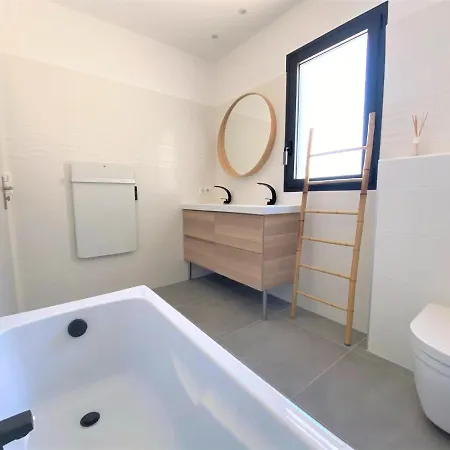 Neuve Avec Piscine Chauffee Vila Sainte-Lucie de Porto-Vecchio