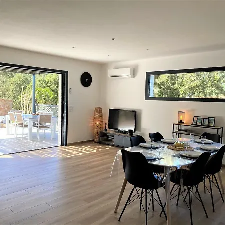 Neuve Avec Piscine Chauffee Vila