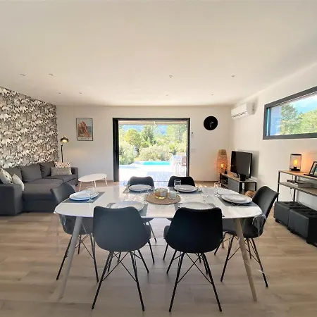 Neuve Avec Piscine Chauffee Vila *