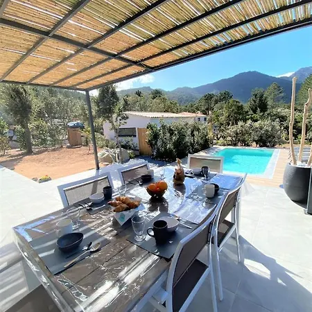 Neuve Avec Piscine Chauffee Sainte-Lucie de Porto-Vecchio