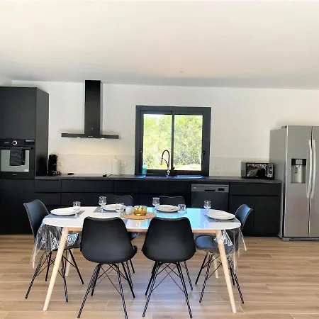 Neuve Avec Piscine Chauffee Vila